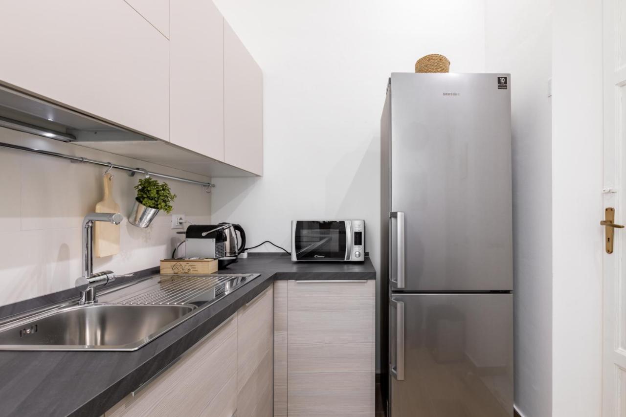 Stazione Notarbartolo Bright & Cozy Apartment 팔레르모 외부 사진
